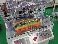 兒童滑板車自動鎖螺絲機-6軸固定式